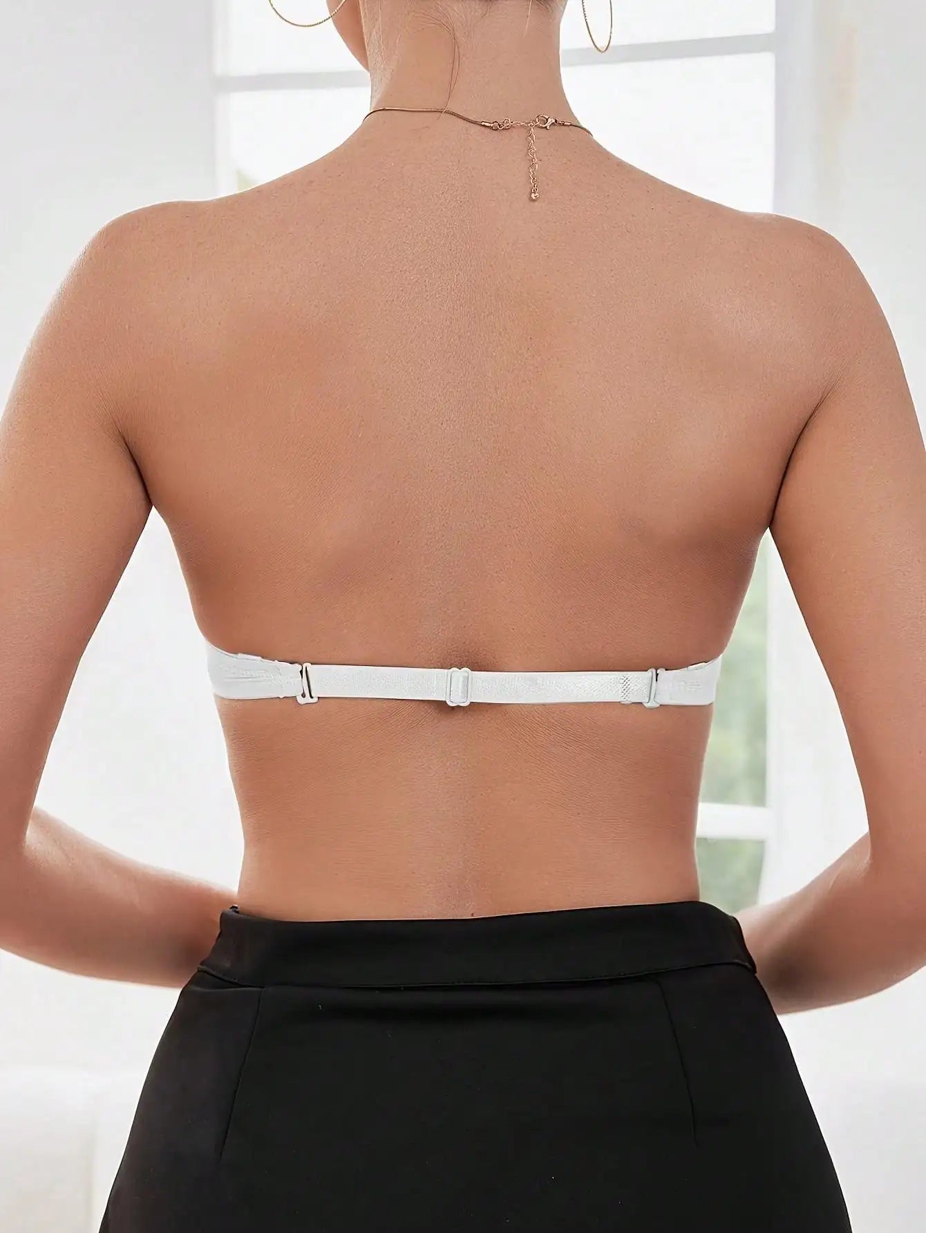 Women's Strapless Lingerie Underwired Back Buckle Seamless Push-Up Invisible Half-Cup Lingerie for Beautiful Back